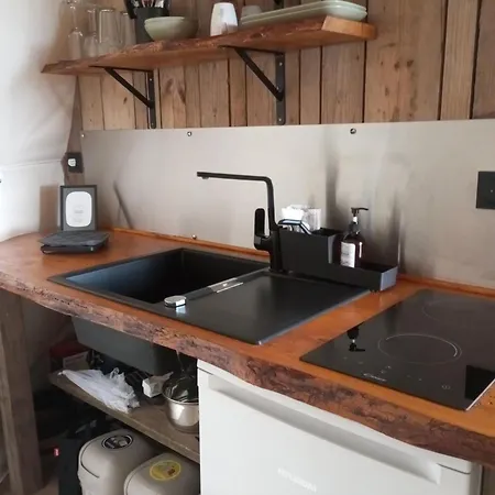 Bed & Breakfast La Ferme 1851 - Nordique Prive Vue Sur Champ 3*